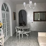 Nicolaus Bed and Breakfast Μπάρι