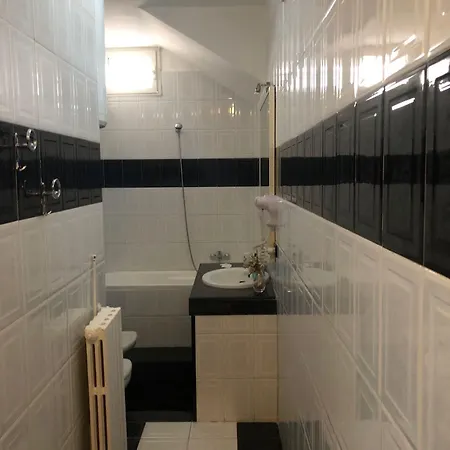 Nicolaus B&B Bari