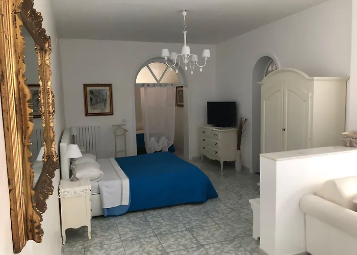 住宿加早餐酒店 尼古拉斯别墅酒店 3*