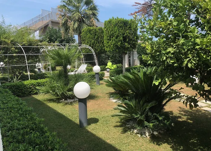 住宿加早餐酒店 尼古拉斯别墅酒店 巴里