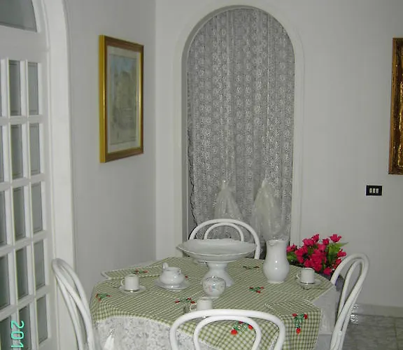 Bed & Breakfast Nicolaus 4*