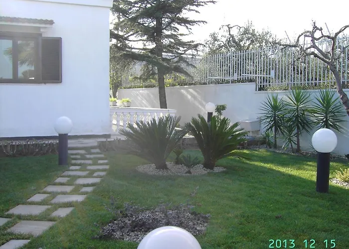 尼古拉斯别墅酒店 住宿加早餐酒店 3*